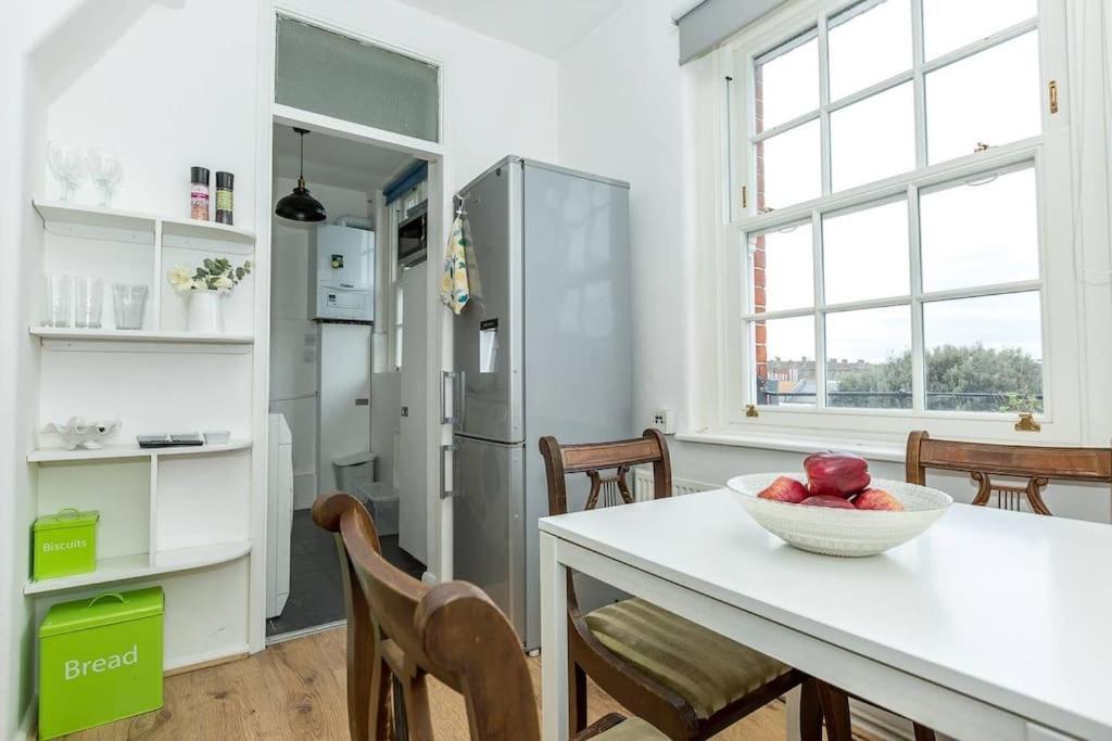 Central 1 Bedroom Apartment *Zone 1* Elephant And Castle 伦敦 外观 照片